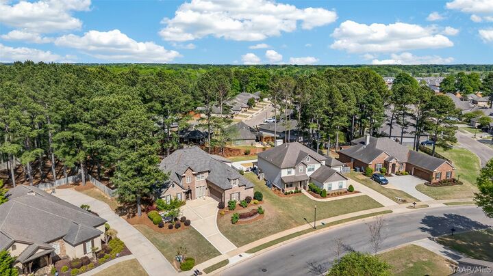 Property Photo:  9512 Crescent Lodge Drive  AL 36064 