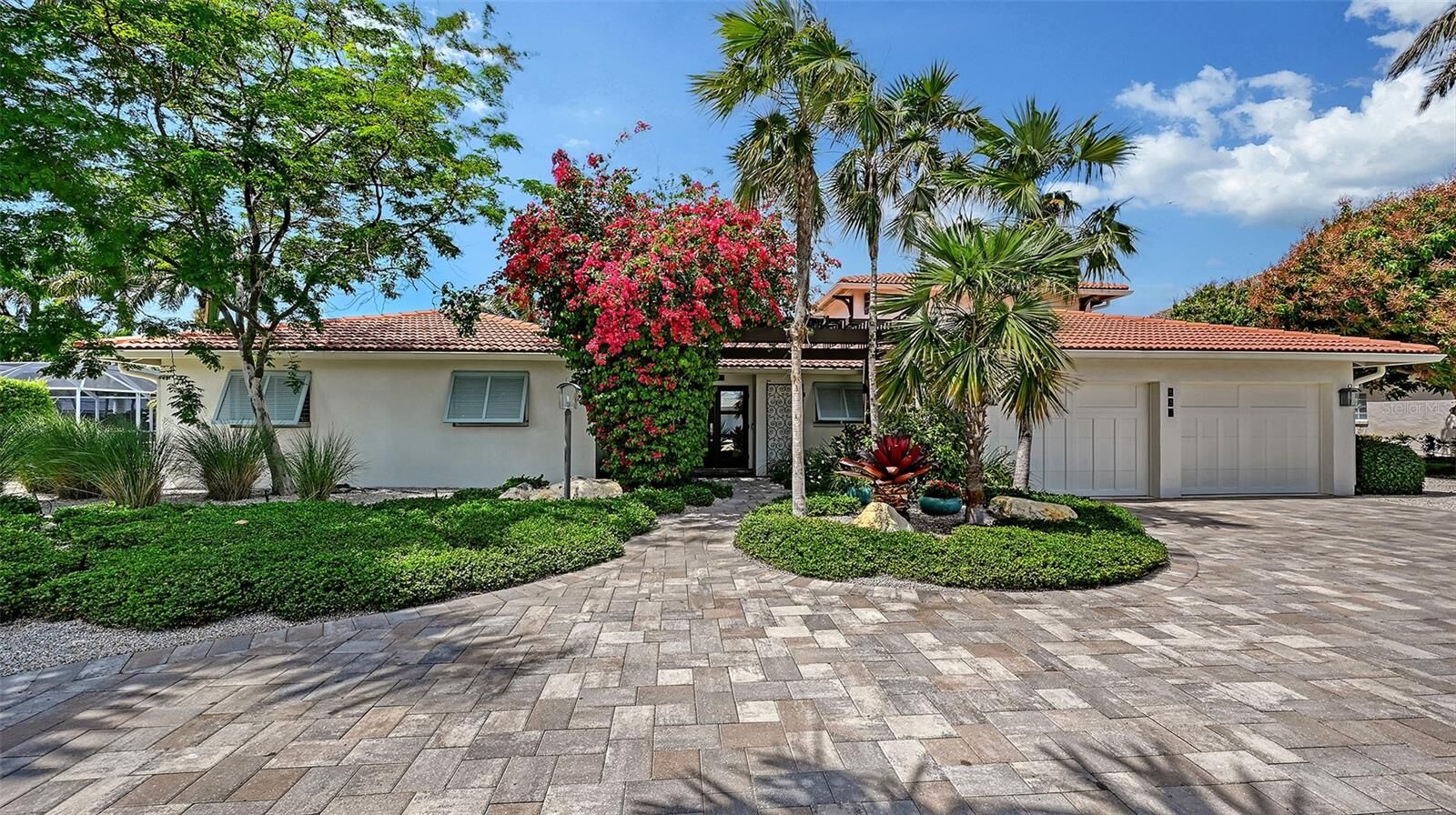 Property Photo:  531 Wedge Lane  FL 34228 