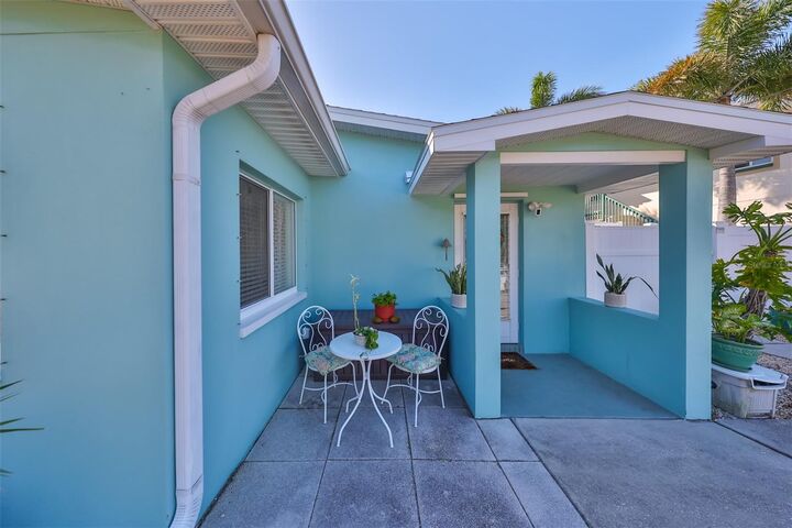 Property Photo: 508 129th Avenue E FL 33708