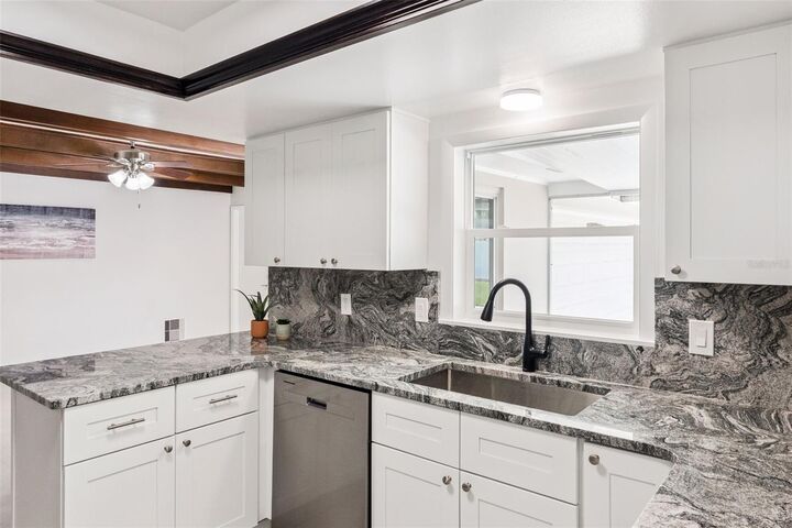 Property Photo: 4507 Crichton Lane FL 32806