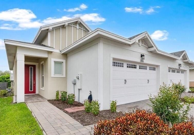 Property Photo: 2303 Datura Loop FL 34772