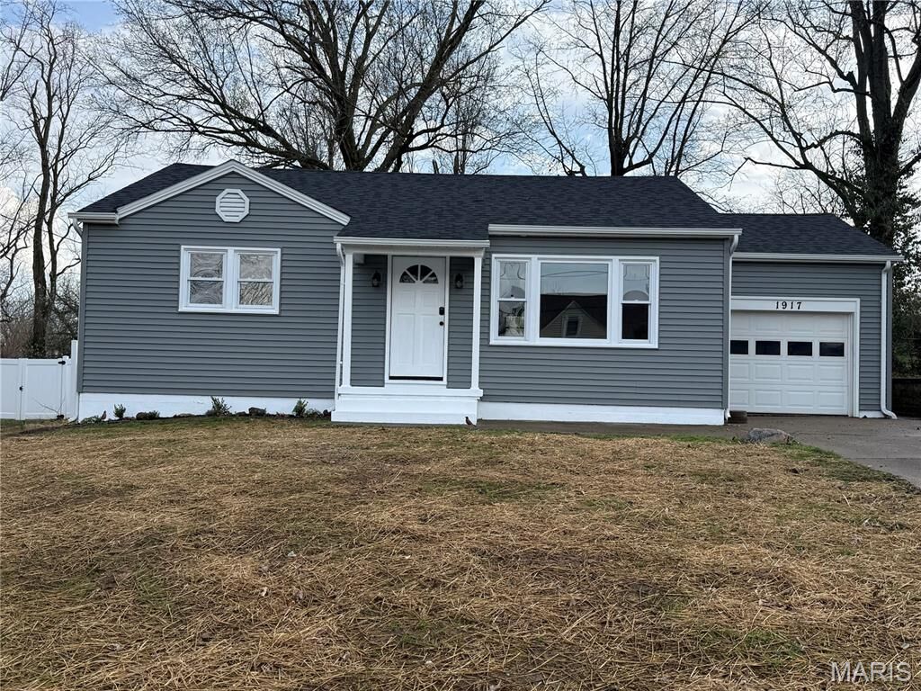 Property Photo:  1917 Stuart Street  MO 63401 