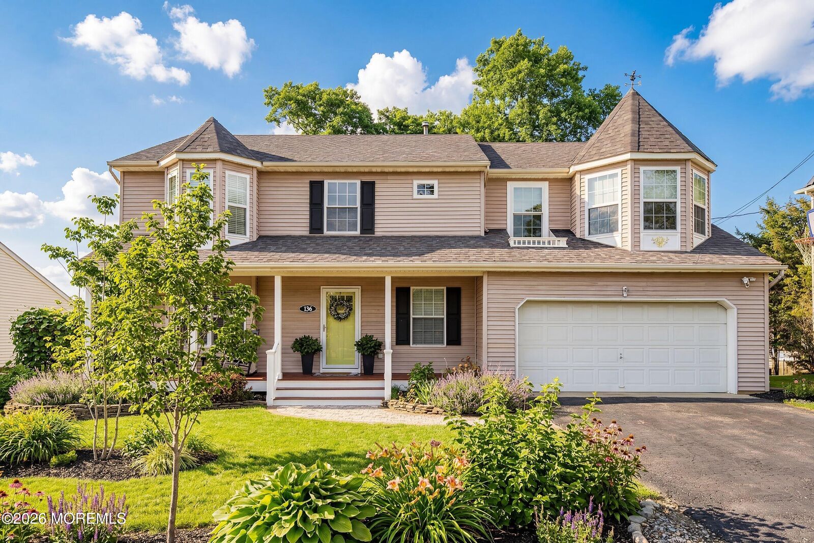 Property Photo:  136 W End Avenue  NJ 08732 