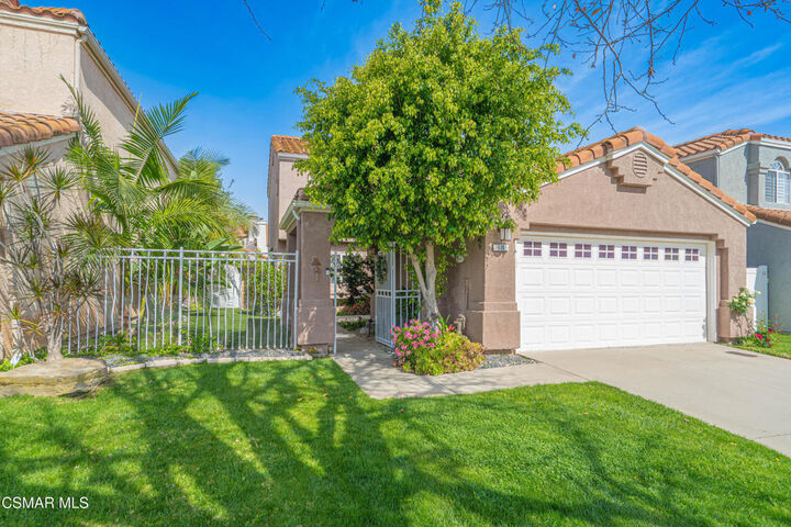 Property Photo:  605 Brademas Court  CA 93065 