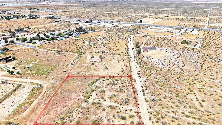 Property Photo:  0 Ste Vic Ave V13  CA 93553 