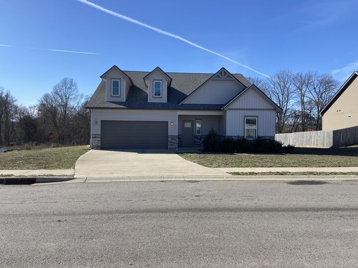 Property Photo: 602 Alvin Rd TN 37042