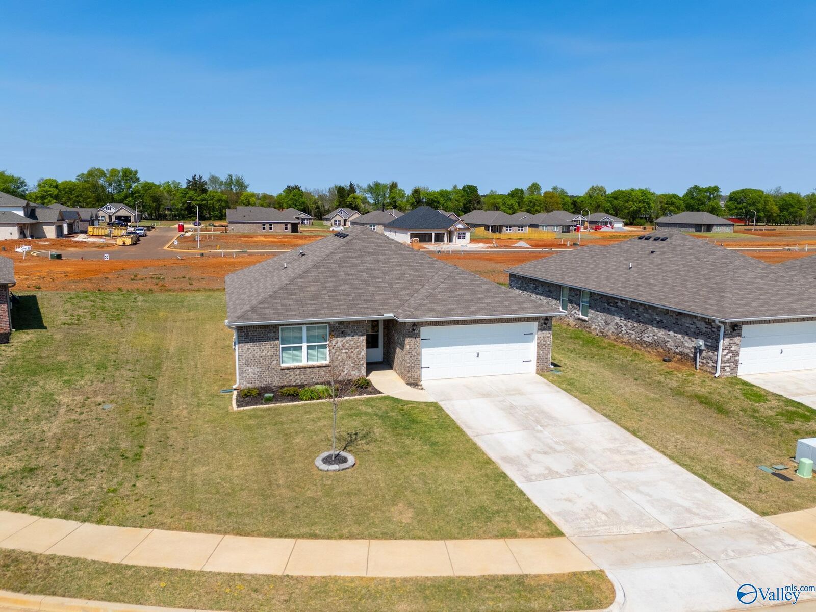Property Photo: 114 Domingues Avenue AL 35759