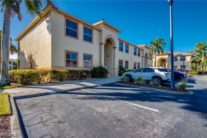 Property Photo:  15370 Bellamar Circle 3411  FL 33908 