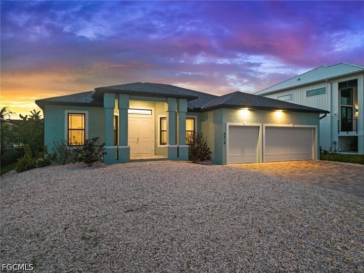 Property Photo:  2419 Carambola Lane  FL 33956 