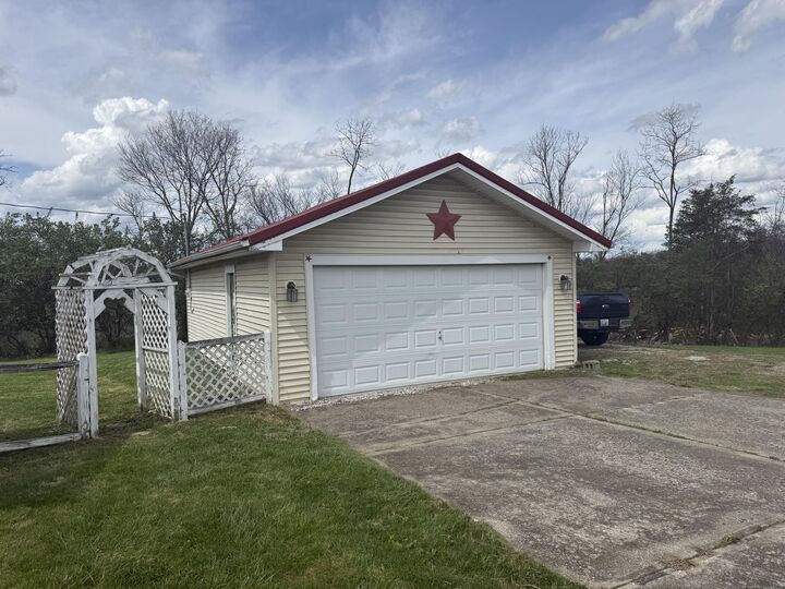 Property Photo:  3120 Humes Ridge Road  KY 41097 