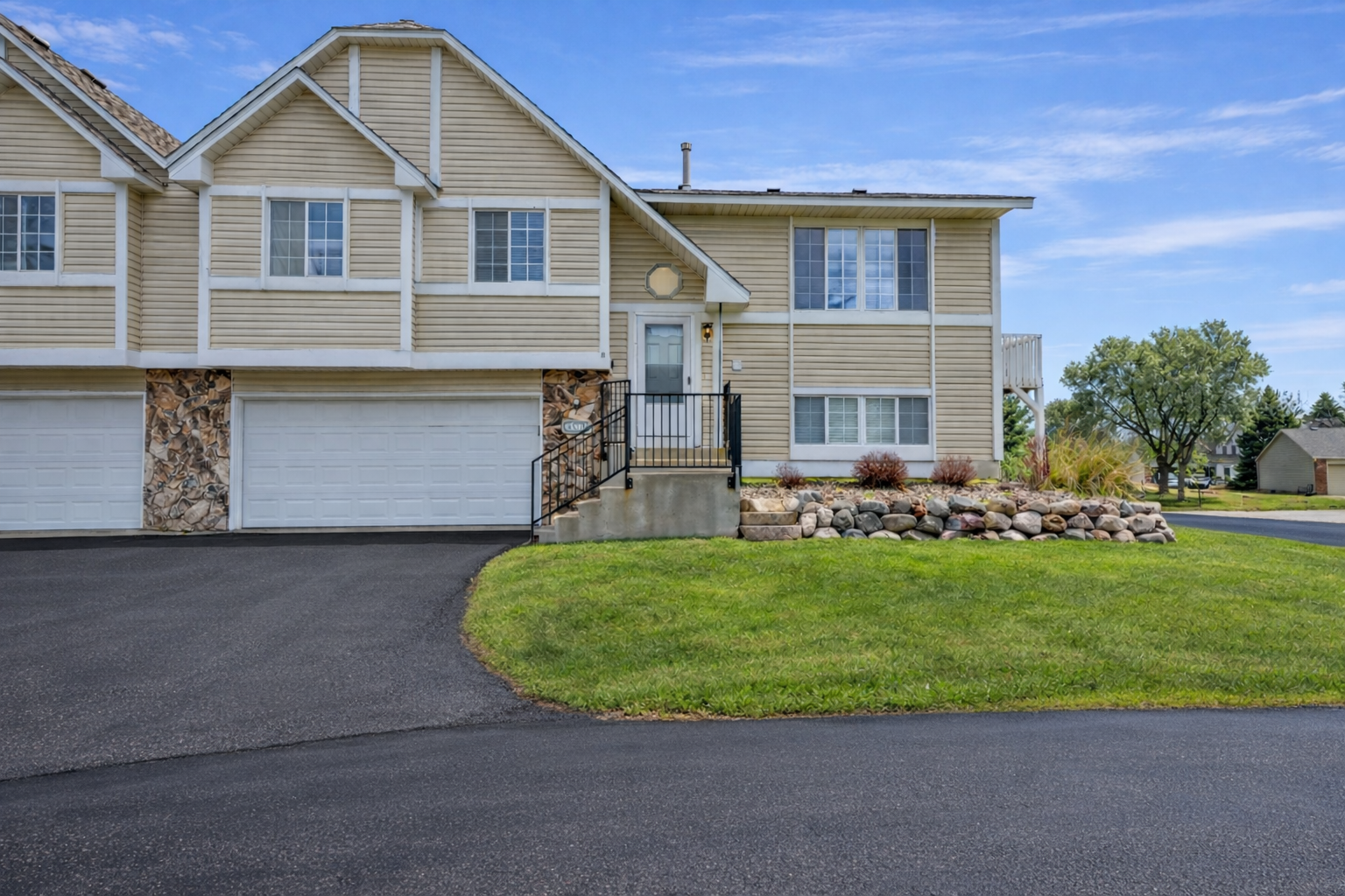 Property Photo:  15865 Griffon Path  MN 55124 