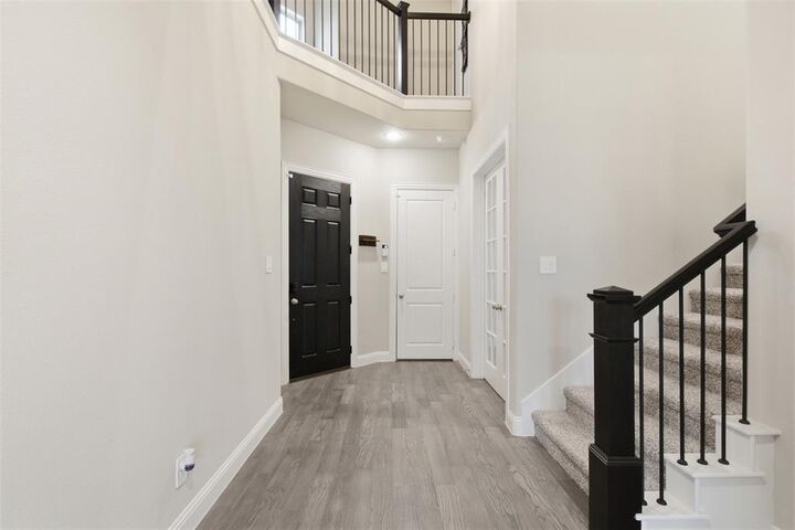 Property Photo: 3537 Ridgecross Drive TX 75087