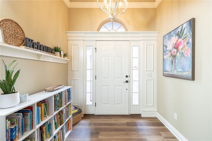 Property Photo:  2001 Quinlan Avenue  AR 72745 