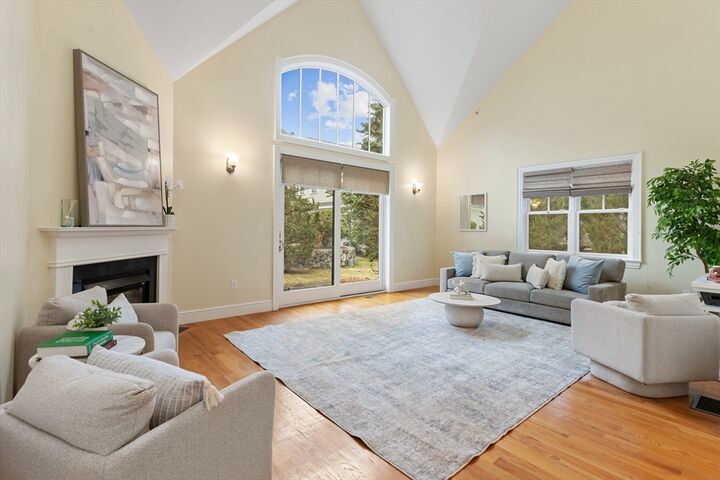 Property Photo:  38 Courtyard Pl  MA 02420 