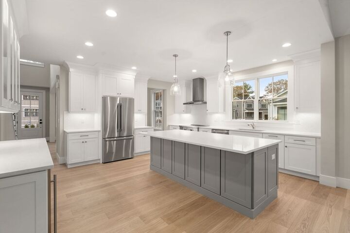 Property Photo:  21 Country Farm Rd 21  MA 01701 