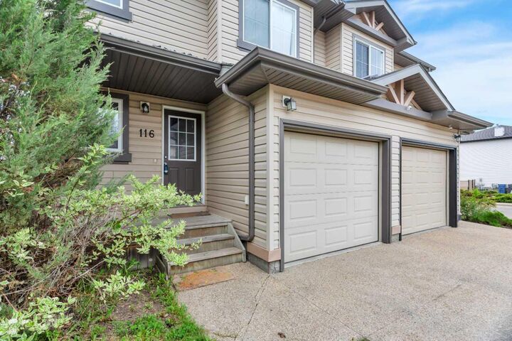 Property Photo: 116 Arthur Close AB T4R 3M5