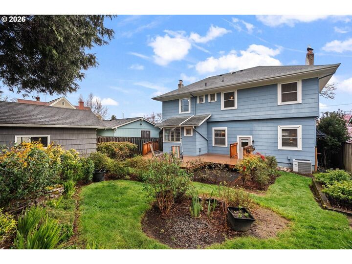 Property Photo:  7505 SE 18th Ave  OR 97202 