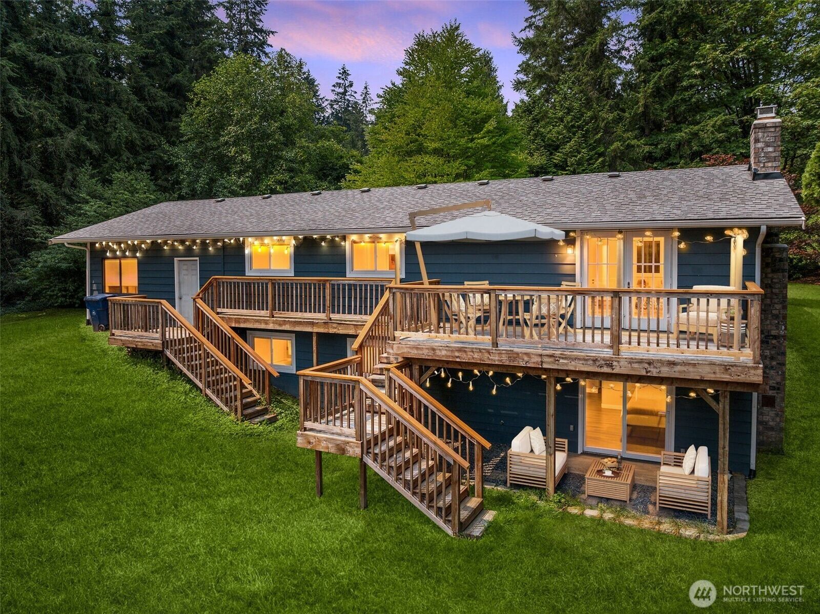 Property Photo:  17030  174th Avenue NE  WA 98072 