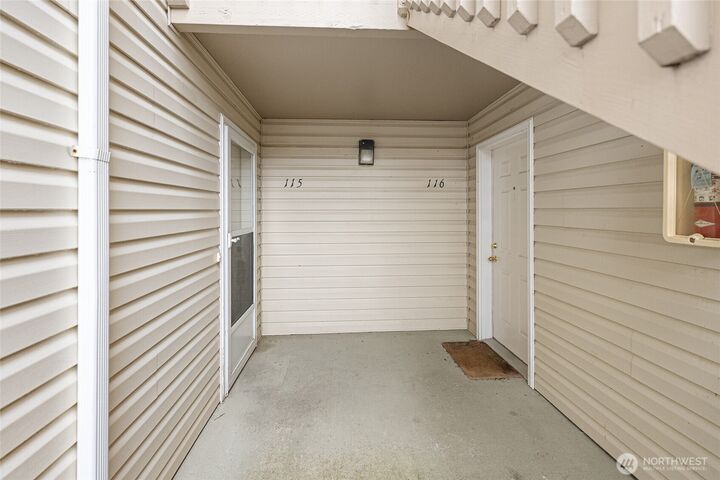 Property Photo: 627 W Horton Way 115 WA 98226