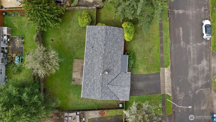 Property Photo: 5508 172nd Place SW WA 98037
