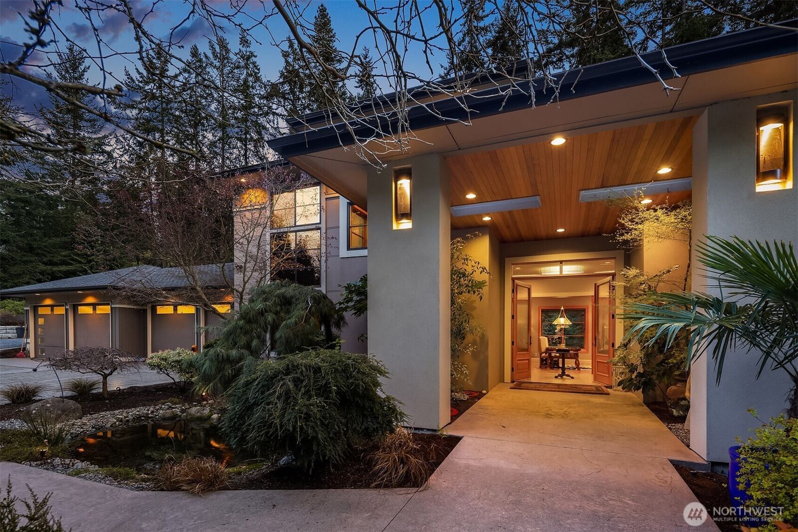 Property Photo:  11303 S Dogwood Lane  WA 98020 