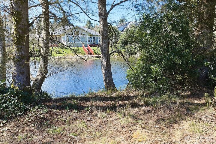 Property Photo: 779 Albion Avenue SE WA 98569