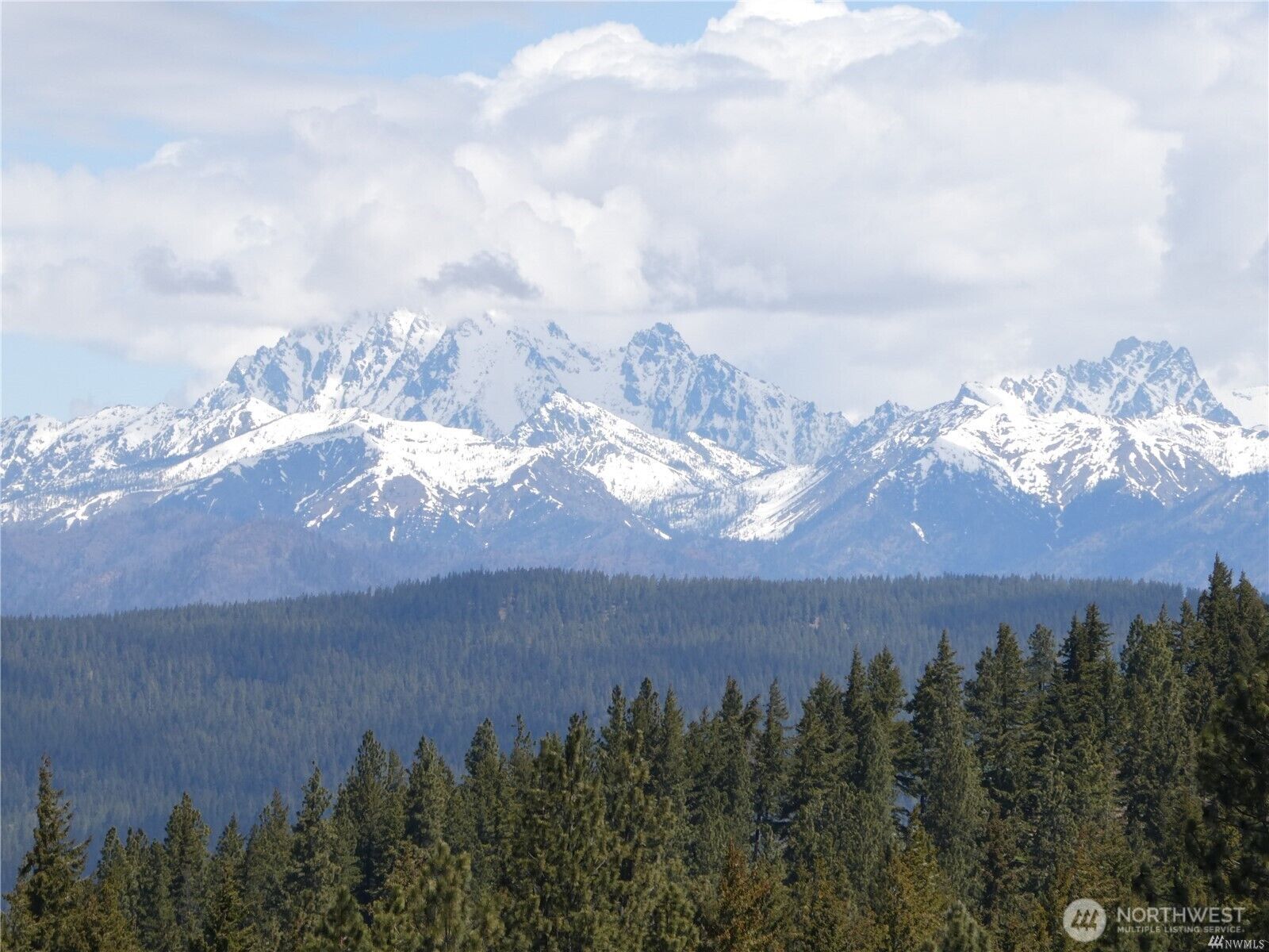 Property Photo:  831  Horse Heaven Road  WA 98922 