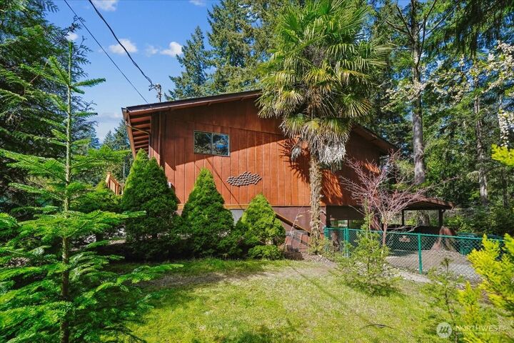 Property Photo:  10706  Pioneer Drive  WA 98303 