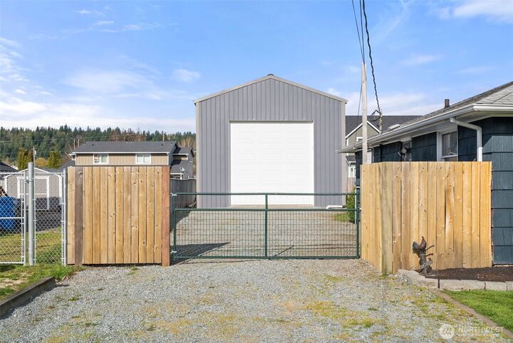 Property Photo:  120  Tacoma Avenue NW  WA 98360 