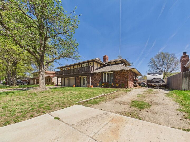 Property Photo:  1314 N Peterson Ave  KS 67212 