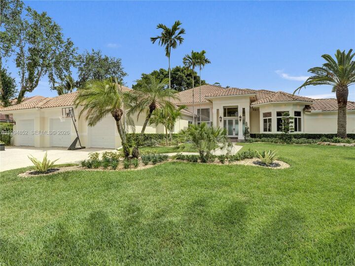 Property Photo: 2512 Princeton Court FL 33327