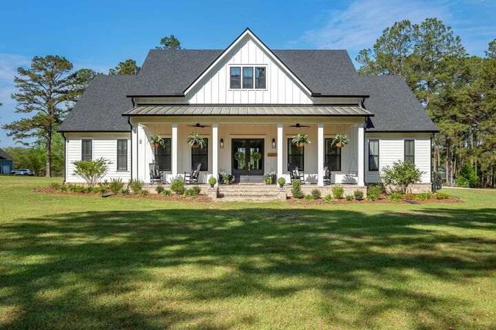 Property Photo:  14091 High Hills Circle  FL 32312 