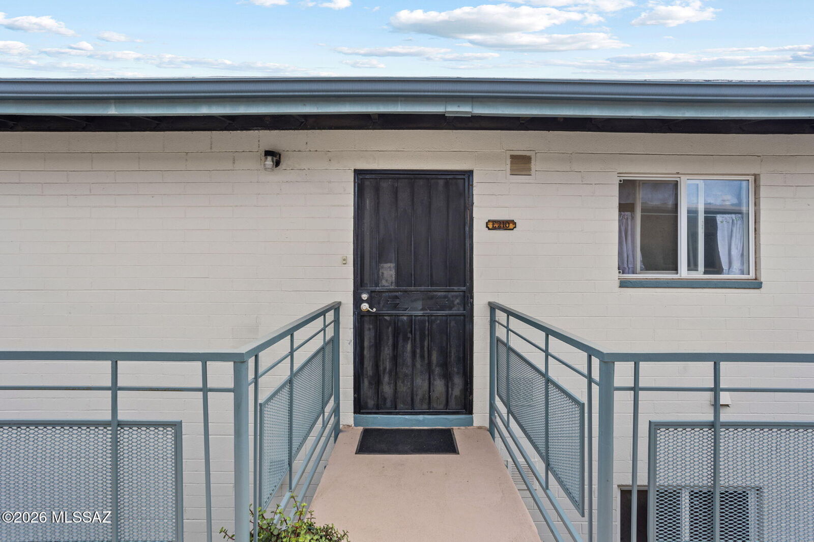 Property Photo:  1447 S Jones Boulevard E210  AZ 85713 