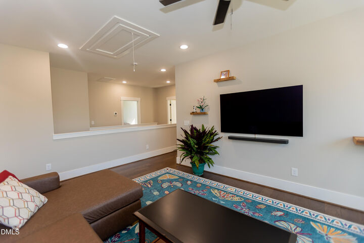 Property Photo:  5104 Glenmorgan Lane  NC 27616 