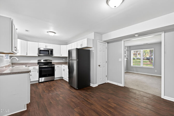 Property Photo:  109 Rainbow 109-111  NC 27511 