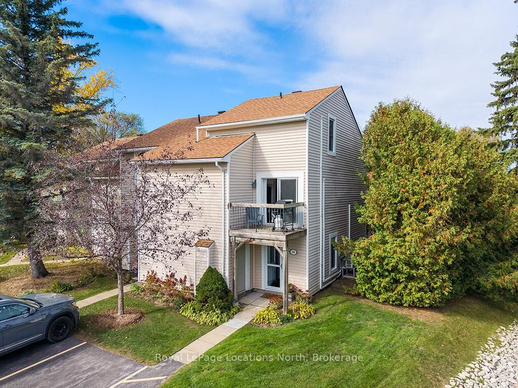 Property Photo: 127 Alfred Street W 38 ON N0H 2P0