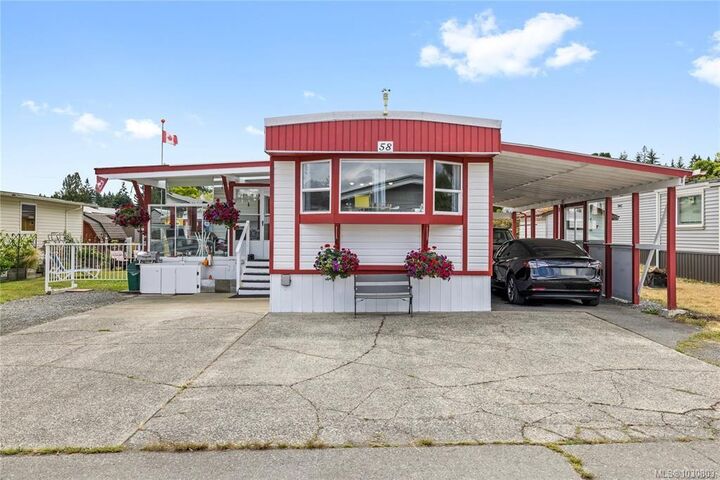 Property Photo: 1572 Seabird Rd #58 BC V9G 1L3