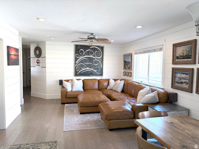 Property Photo:  789 E 820 S  UT 84062 