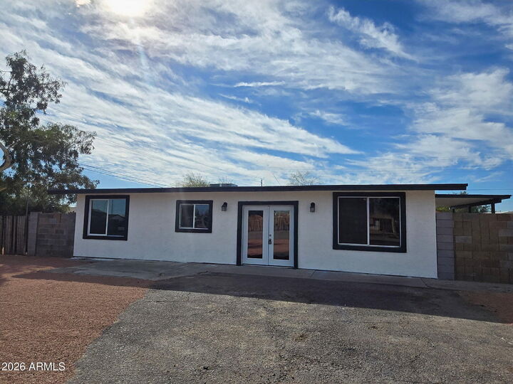 Property Photo:  770 S Pinal Drive  AZ 85120 