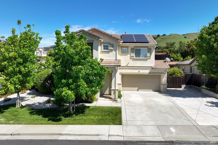 Property Photo: 3871 Danbury Way CA 94533