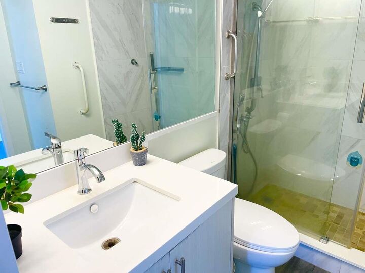 8591 Westminster Highway 312 — photo 1