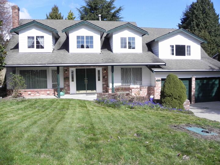 5241 4A Avenue — photo 1