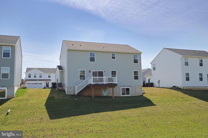 Property Photo:  117 Appaloosa Drive  PA 17547 