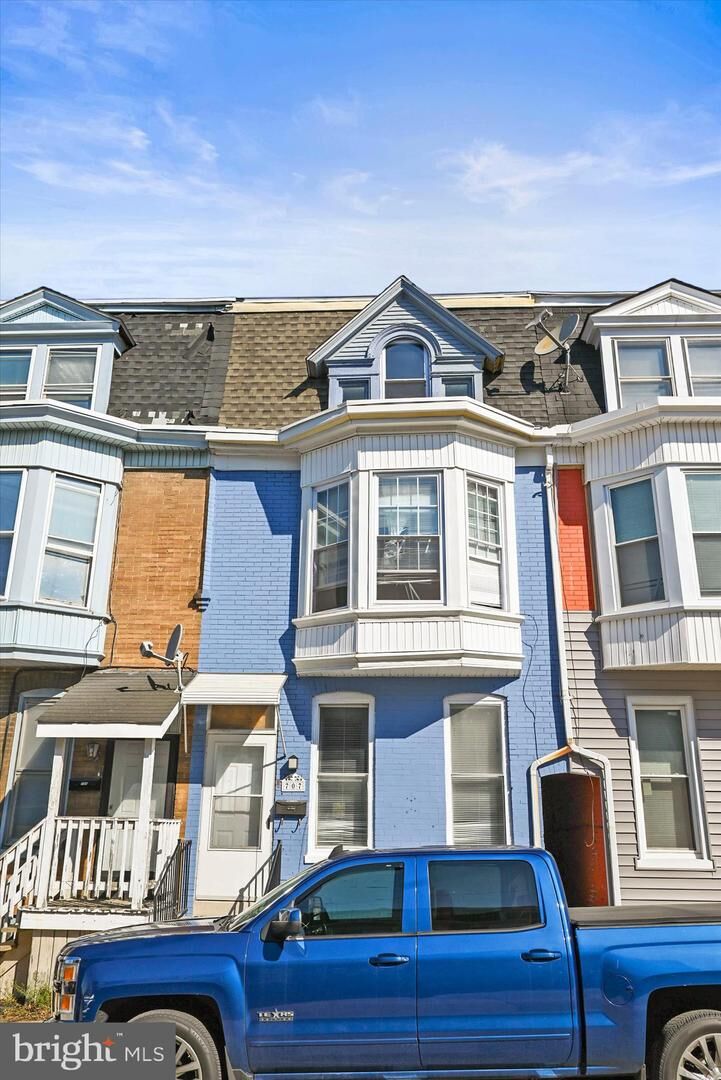 Property Photo:  707 York Street  PA 17403 