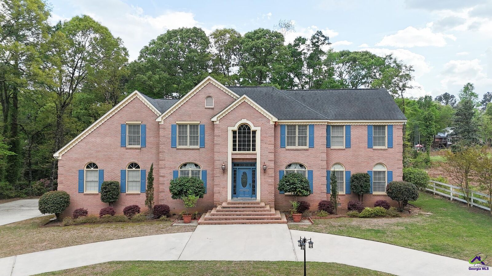 Property Photo:  98 Beverly Drive  GA 31005 