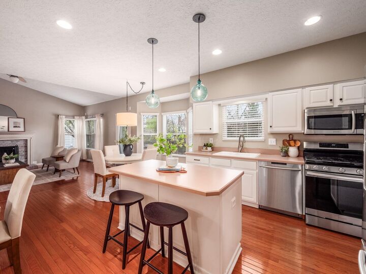 Property Photo: 184 Stamford Drive OH 43065