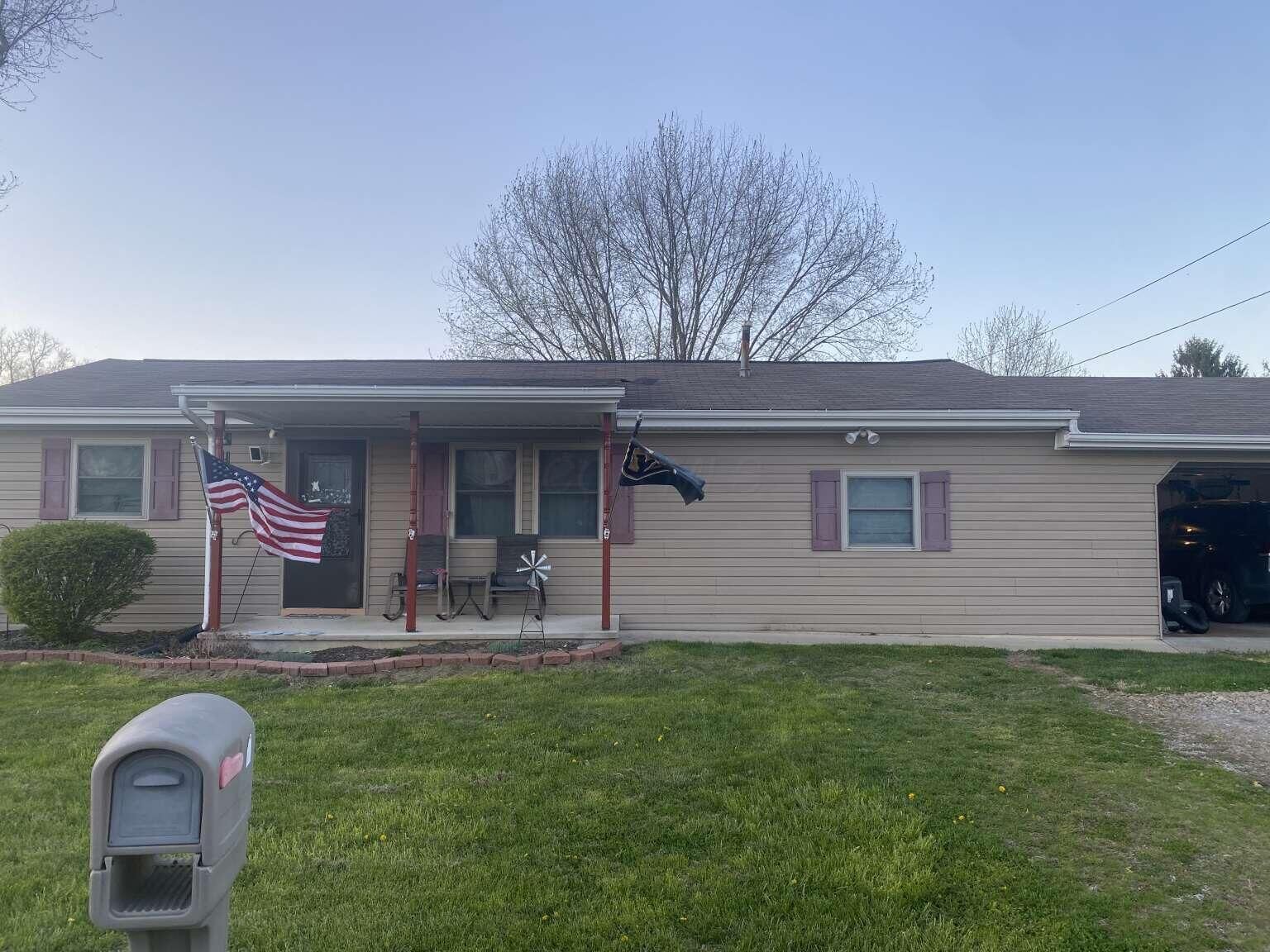 Property Photo: 35 Valley View NE Drive OH 43055