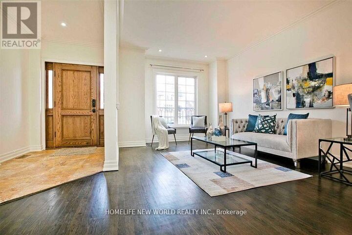 Property Photo: 7 Roslin Avenue ON M4N 1Y8