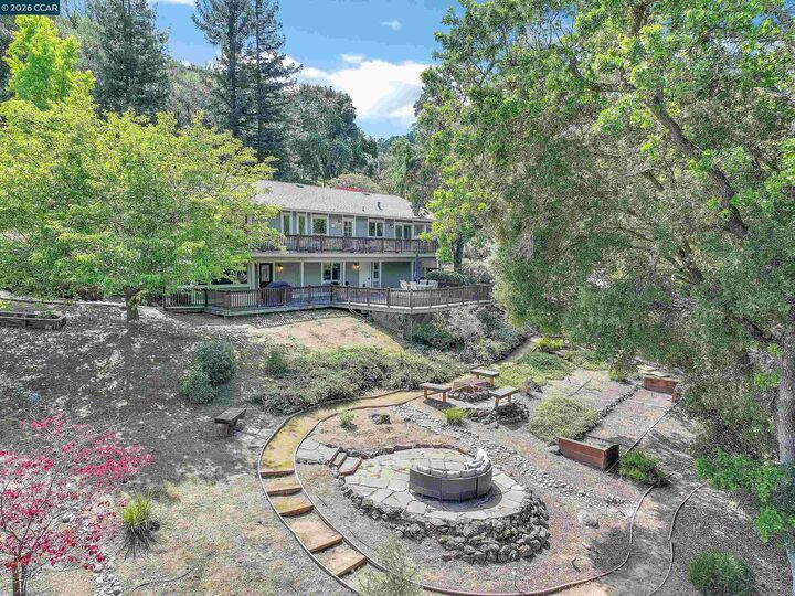 Property Photo:  975 Calle Verde  CA 94553 