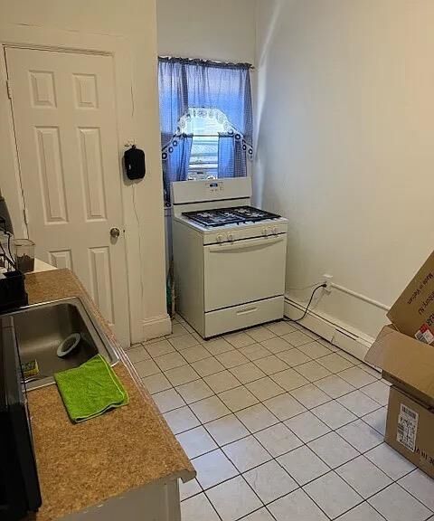 Property Photo:  44 West 54th St 2F  NJ 07002 